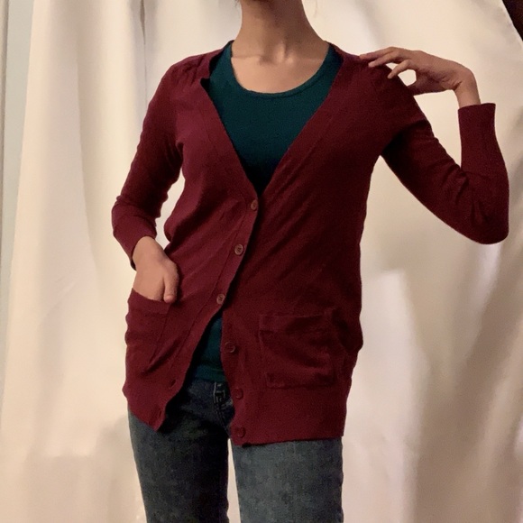 Dark Acadamia Burgundy Cardigan - Picture 2 of 3